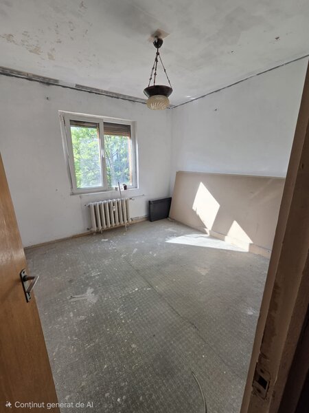 Piata Berceni, 2 camere decomandat,