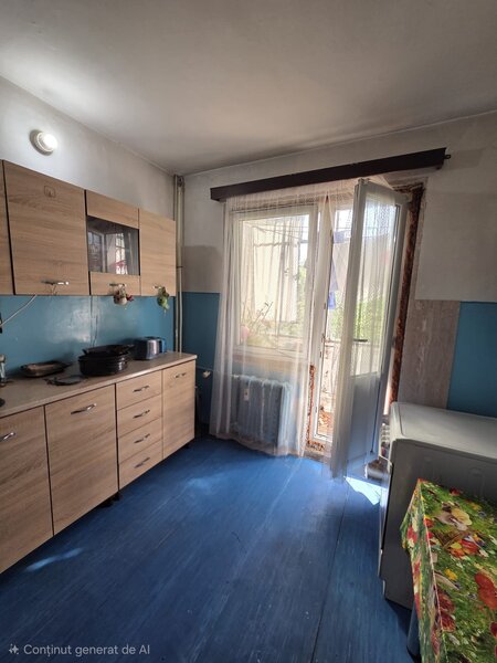 Piata Berceni, 2 camere decomandat,