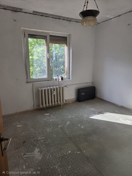 Piata Berceni, 2 camere decomandat,