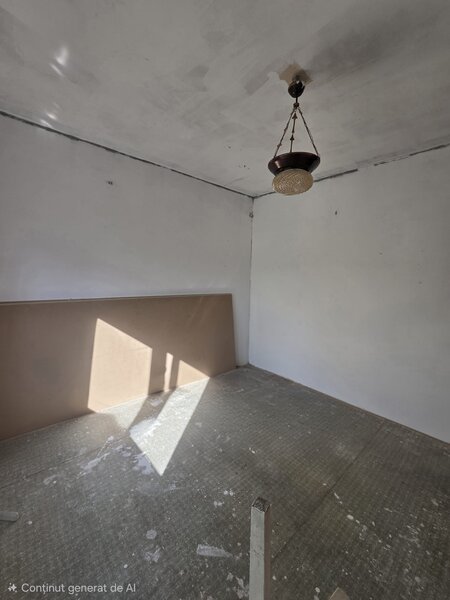Piata Berceni, 2 camere decomandat,